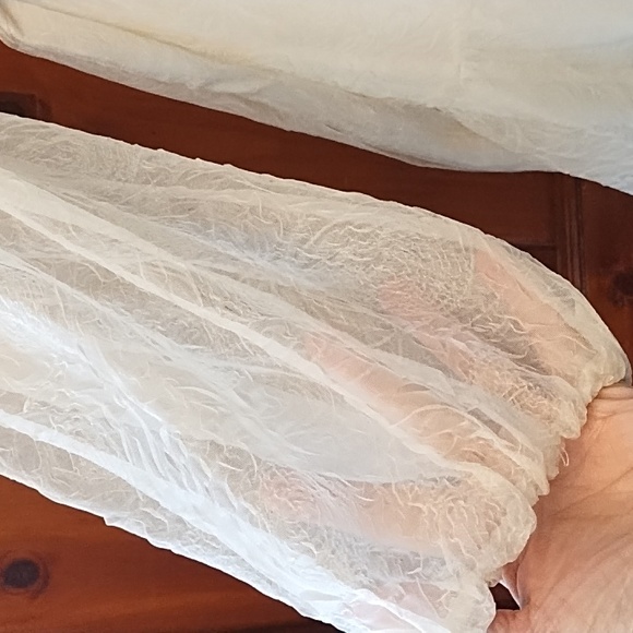 Champagne & Strawberry cream lace mini with partial tags, size M - Picture 4 of 5